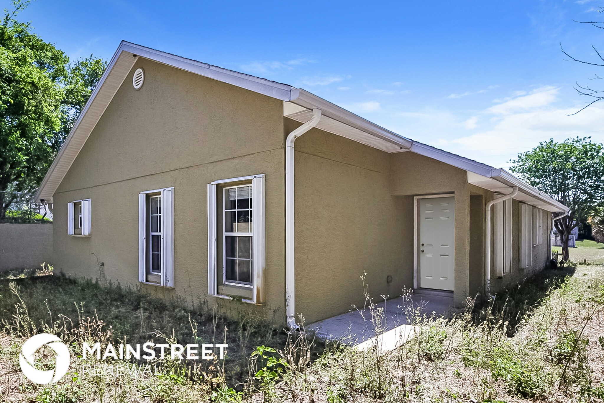Building Photo - 913 Redwood St