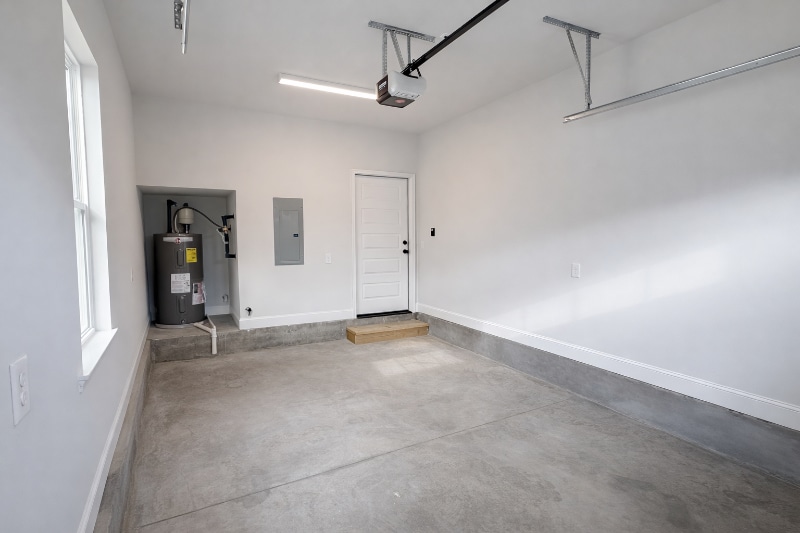 Building Photo - 532 Rohan Dr