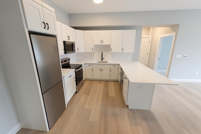 Building Photo - 391 Springfield Ave