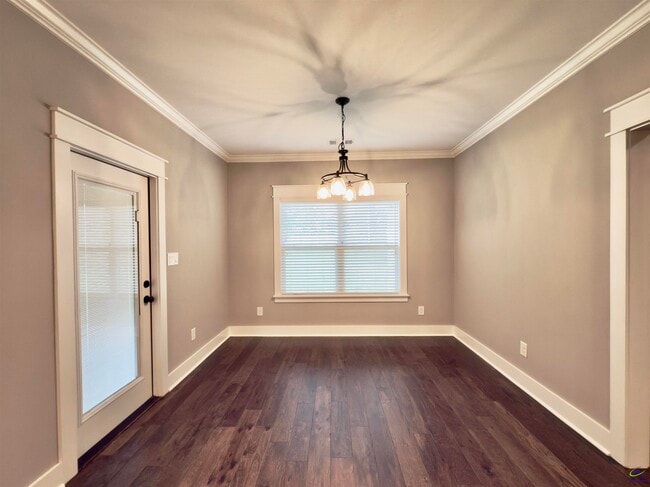 Building Photo - 408 Hawk's Nest Dr