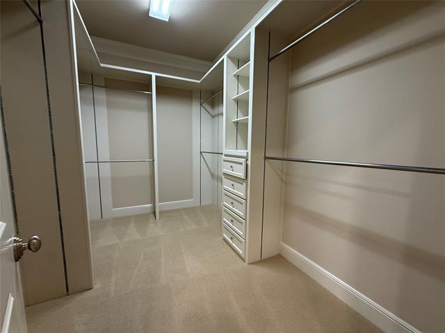 Building Photo - 6425 Bandera Ave