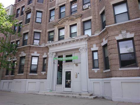 Building Photo - 1065 Commonwealth Ave