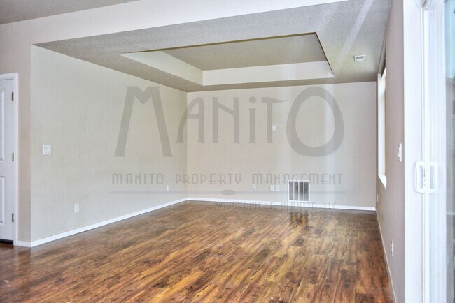 Building Photo - **COMING SOON** Eagle Ridge Gem