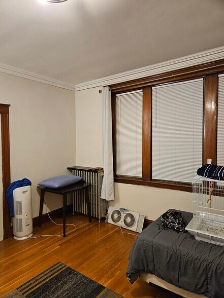 Building Photo - 4354 Washington St