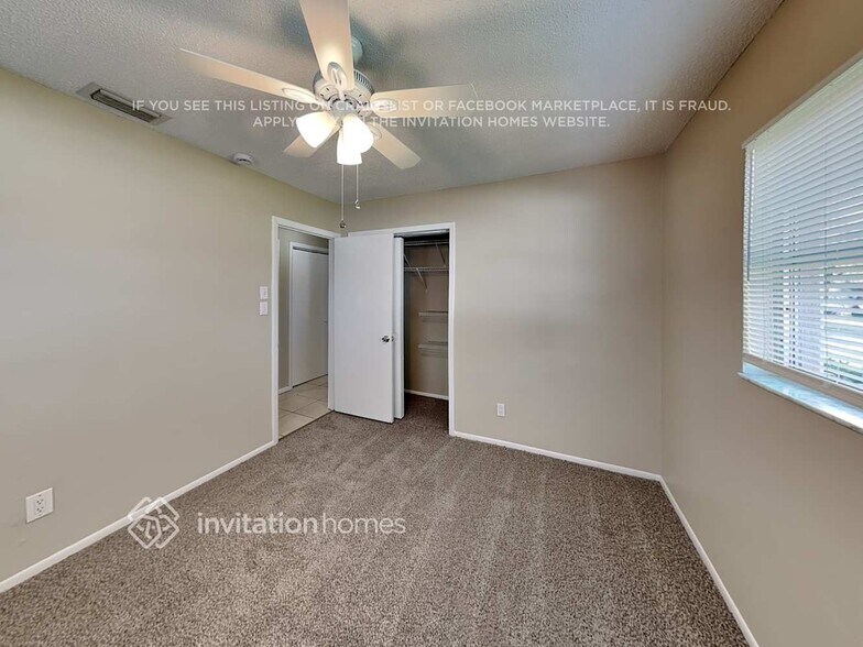 Building Photo - 2014 Cambridge Dr