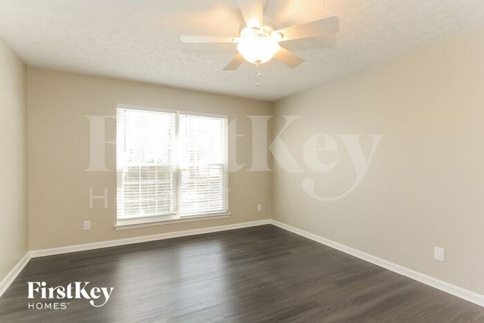 Building Photo - 150 Glynwater Dr