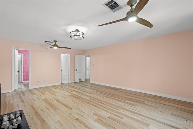 Building Photo - 8353 Steamline Cir