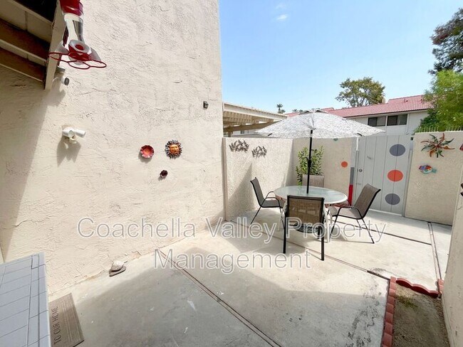 Building Photo - 2010 Lawrence Crossley Rd