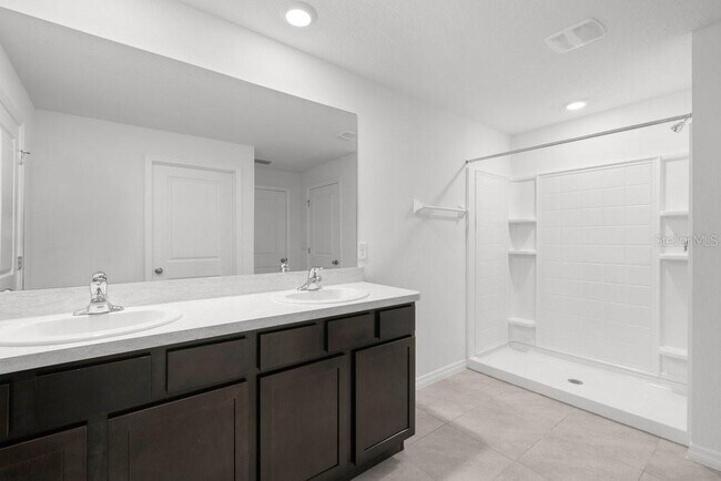 Building Photo - 11918 Downy Birch Dr