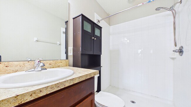 Building Photo - 4-Bedroom Home with Spacious Layout in Ayersworth Glen – Wimauma, FL