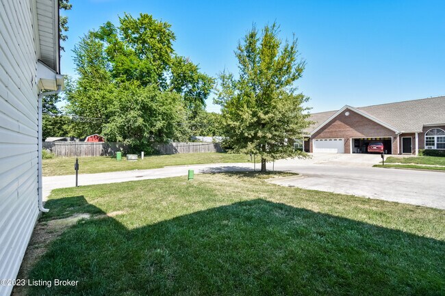 Building Photo - 1901 Paddle Wheel Dr