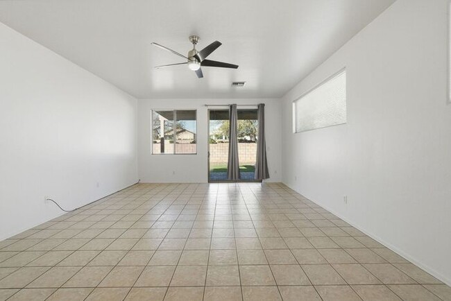 Building Photo - Serene 3-Bed Green Valley Home with Private Fenced Yard & 2-Car Garage