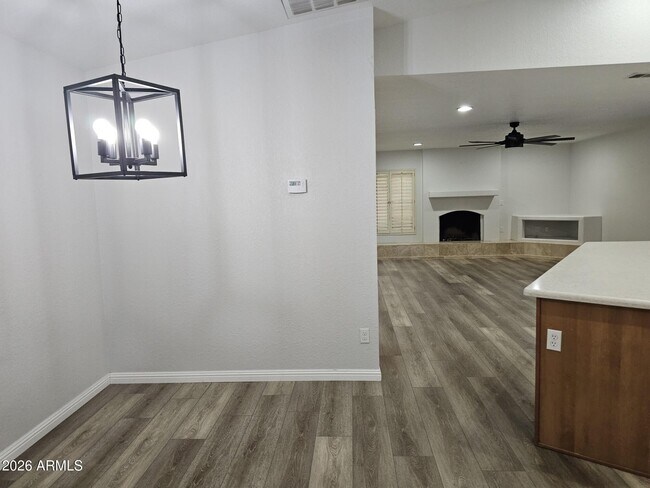 Building Photo - 3337 W Kristal Way