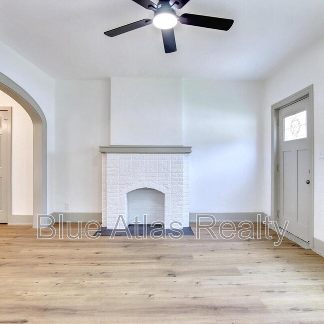 Building Photo - 2934 Purington Ave