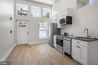 Building Photo - 223 S 45th St