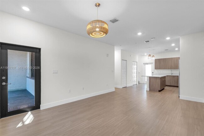 Building Photo - 8363 NW 41st St