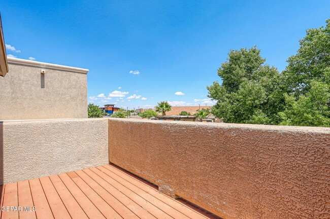 Building Photo - 5052 Silver Cholla Dr