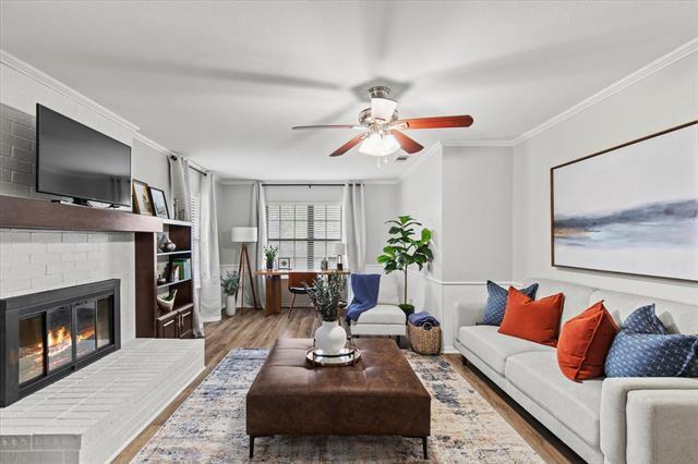 Building Photo - 10023 Olmos Dr