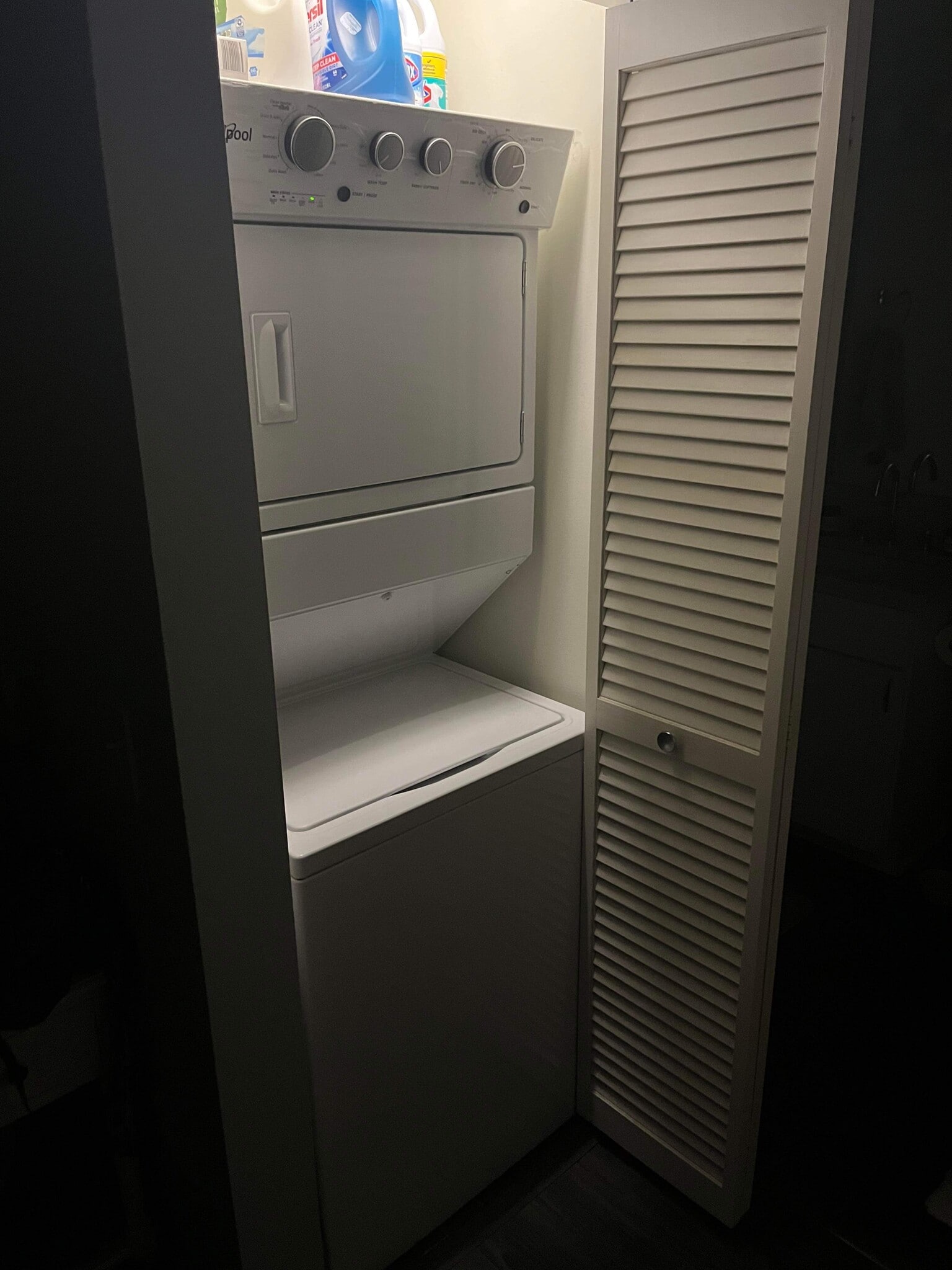 Washer/Dryer - 50 E 16th St