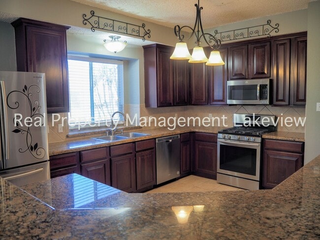 Building Photo - 7500 Waterside Pl