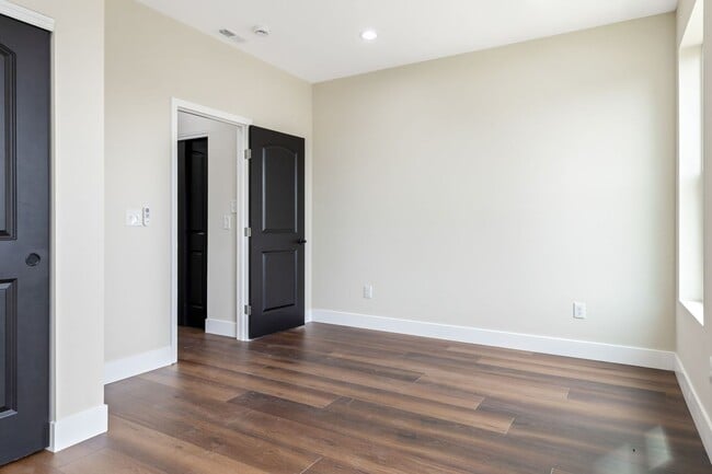 Building Photo - New construction single family home in the Grove for rent