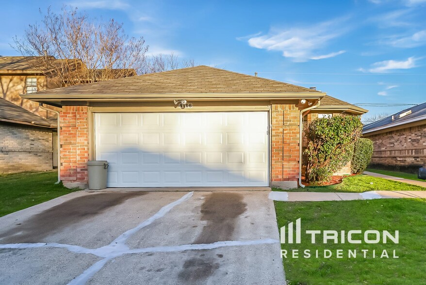 Primary Photo - 4116 Amy Dr