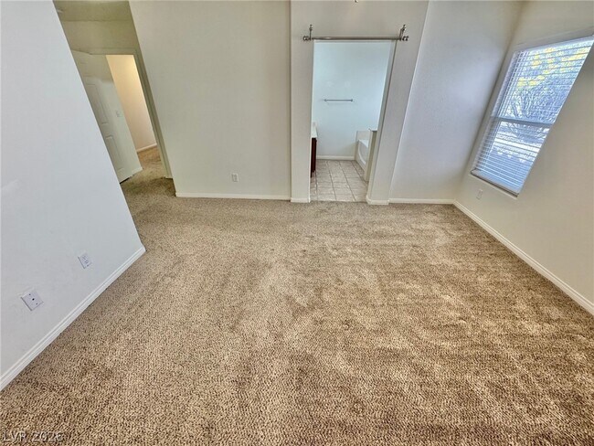 Building Photo - 584 Playa Linda Pl