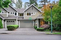 Building Photo - 3 BED & 2.5 BATH Town house FOR RENT