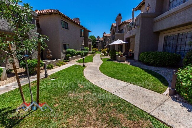 Building Photo - 10015 E Mountain View Rd