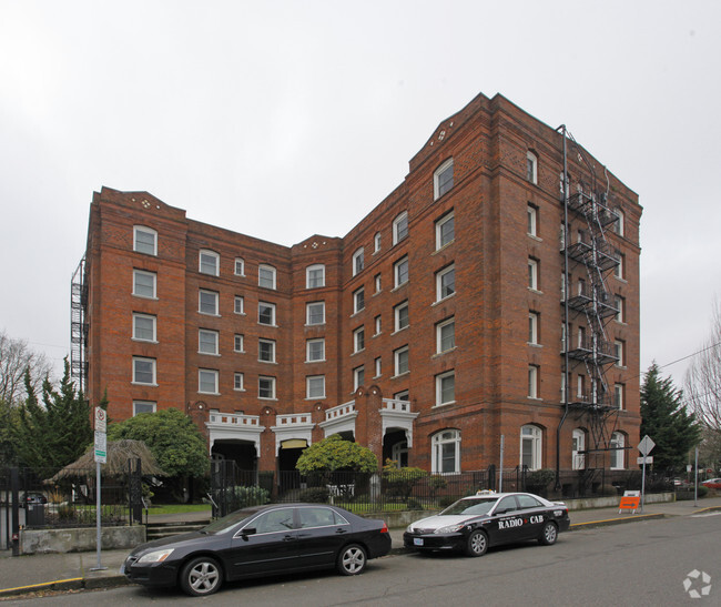 Alexandra Court Apartments 125 NW 20th Pl Portland OR 97209 Alexandra Court Apartments 125 NW 20th Pl Portland OR 97209