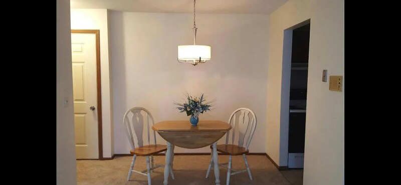 Building Photo - 1608 Creek Rd