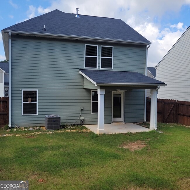 Building Photo - 220 River Meadow Dr