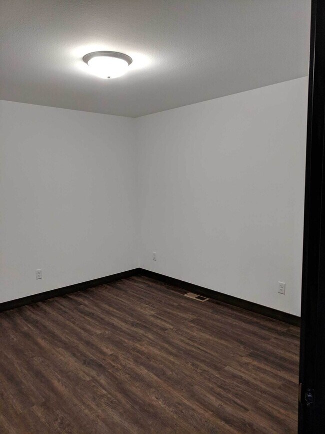 Building Photo - 11374 Emmons St