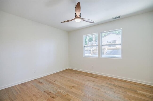 Building Photo - 3154 N Druid Hills Rd