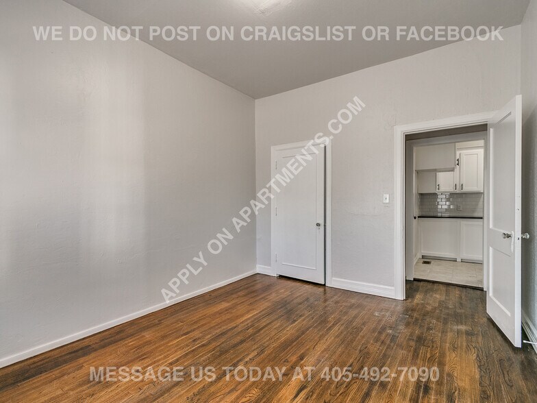 Building Photo - 1130 NW 39th St