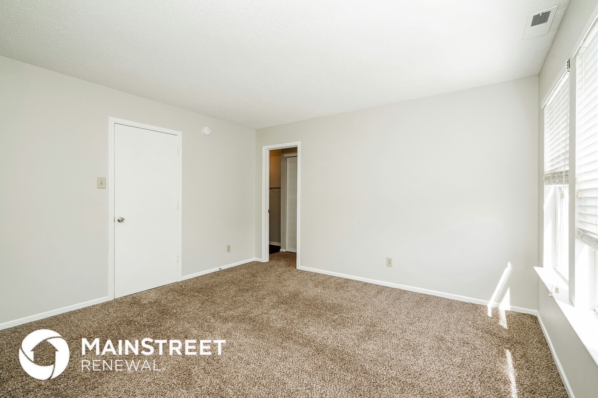 Building Photo - 14665 White Tail Run