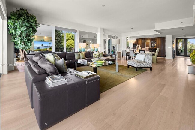 Building Photo - 4924 Fisher Island Dr