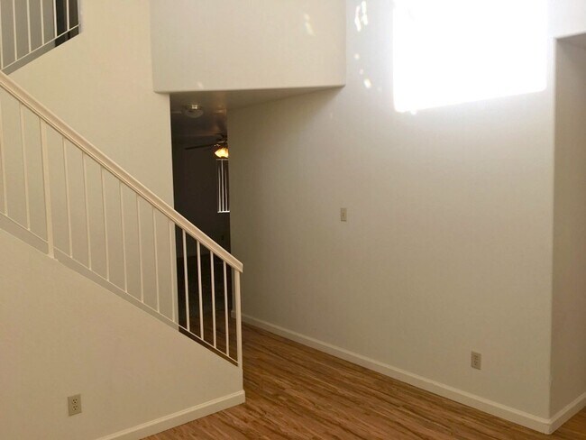 Building Photo - NW Reno Two Story - Beautiful Landscaping ...