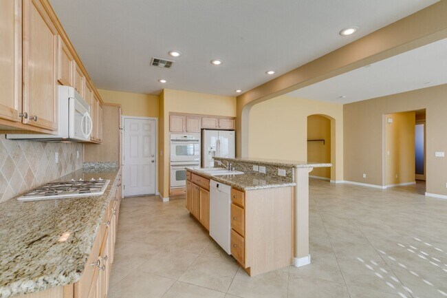 Building Photo - Beautiful Single-Story, 3 Bedroom Home on a Premium Corner Lot in NW!