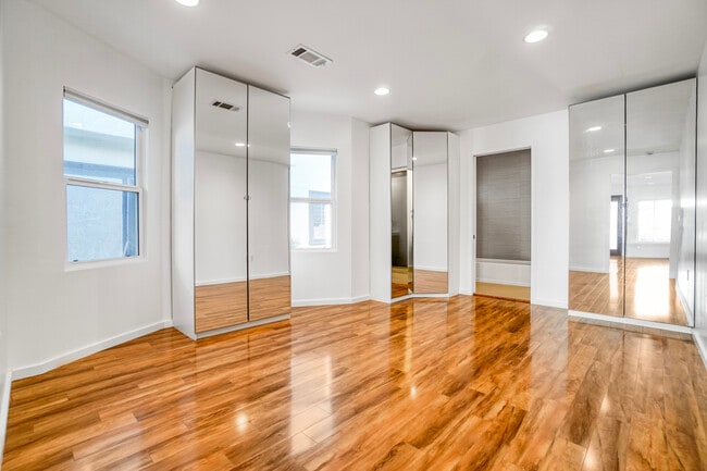 Building Photo - 38 Sunset Ave