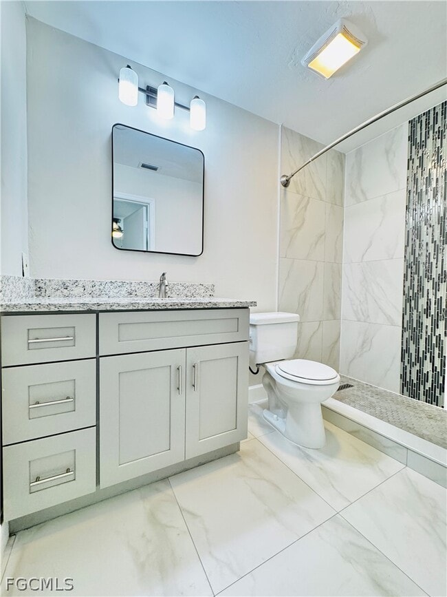 Building Photo - 5015 Lee Blvd