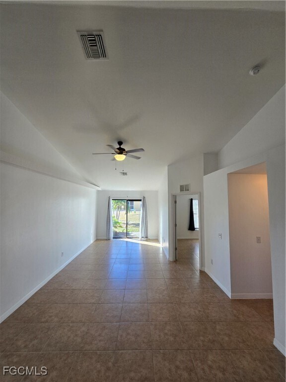 Building Photo - 3820 SW 16th Pl