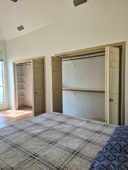 Building Photo - 6712 Sundance Cir