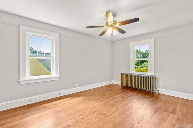 Building Photo - 7 Nanuet Ave