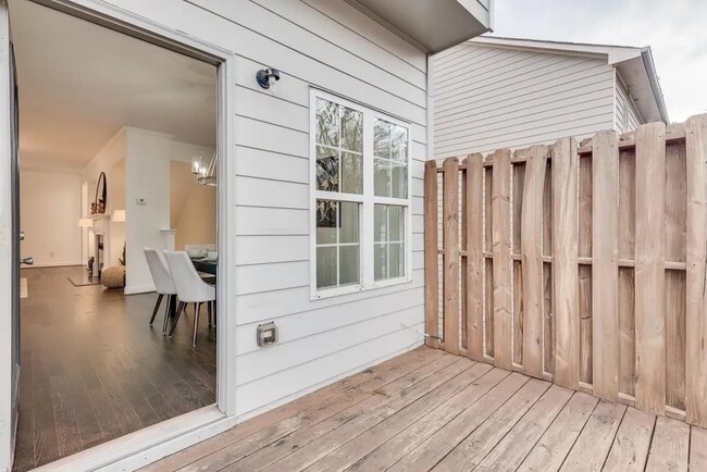 Building Photo - 2926 Ashlyn Pointe Dr