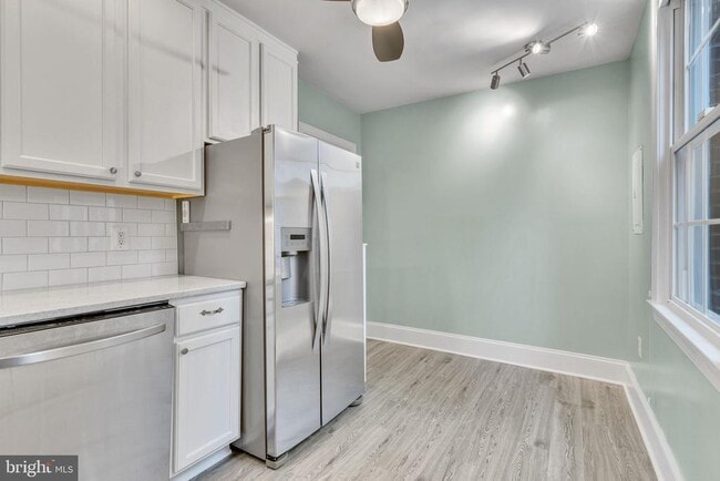 Building Photo - 2600 16th St S