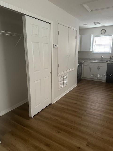 Building Photo - 602 Canne Pl