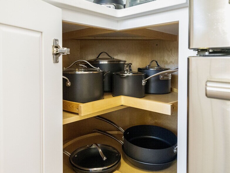 Building Photo - 110 Glen St