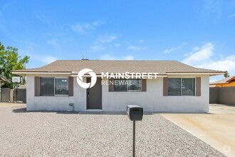 Building Photo - 2429 E Covina St