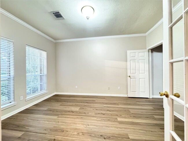 Building Photo - 4510 Colony Hills Dr